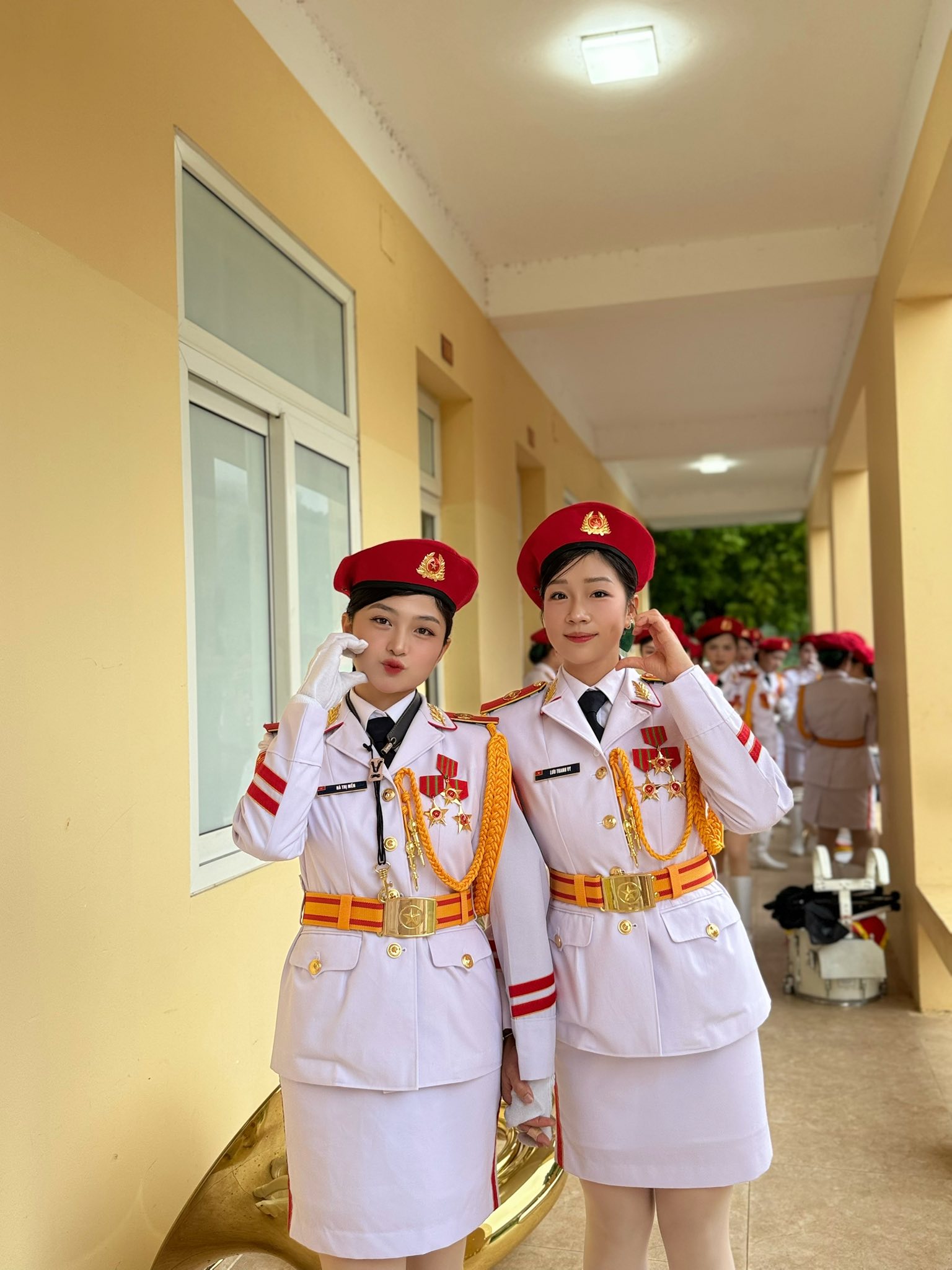 10 nữ quân nhân Việt Nam chỉ cần nở nụ cười là khuynh đảo mạng xã hội- Ảnh 23.