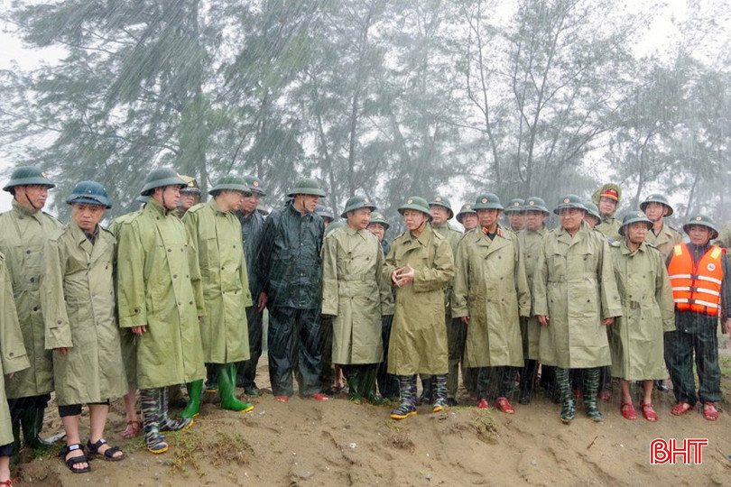 Bão số 5 chuẩn bị đổ bộ: Nhiều khu vực bắt đầu mưa trắng trời, hạn chế đi trên quốc lộ 1A, cao tốc Bắc - Nam qua Nghệ An- Ảnh 29.