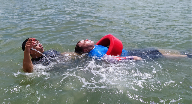 Liên tiếp xảy ra các vụ đuối nước: Cách sơ cứu đúng để cứu nạn nhân trong tích tắc- Ảnh 1.