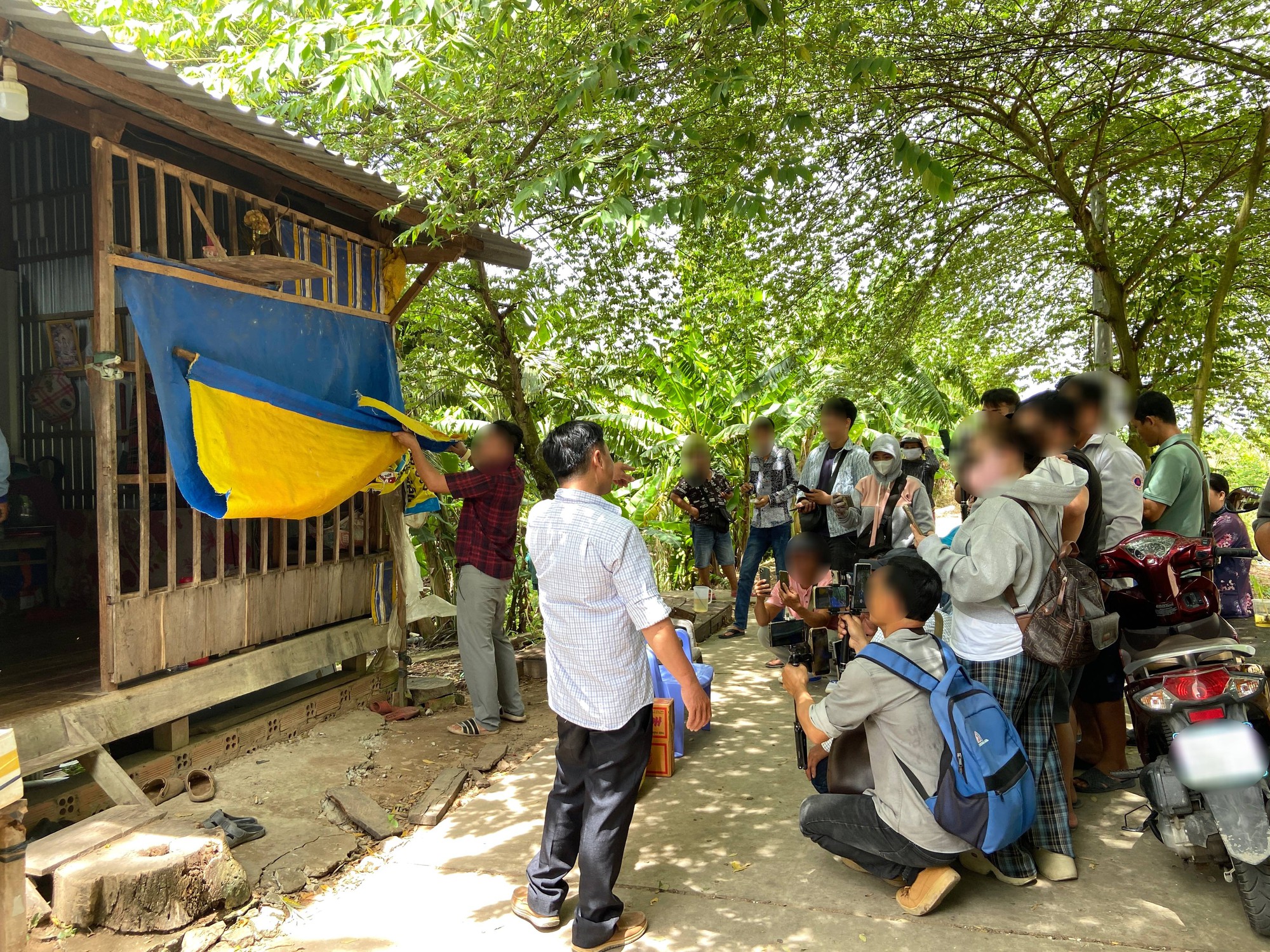 Chuyện người đàn ông nghèo 11 năm cưu mang 