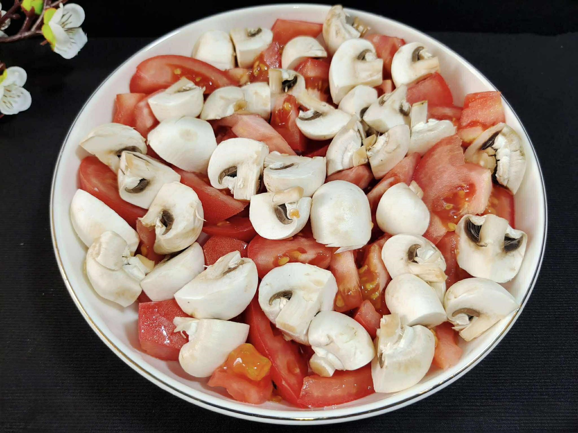 Mỗi lần mẹ tôi làm món hấp này là cả nhà háo hức chờ đợi, cầm sẵn đũa ăn hết sạch ngay khi dọn ra- Ảnh 2.