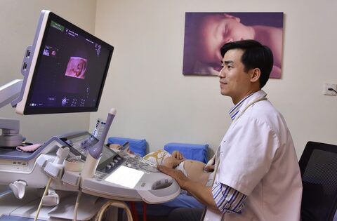 Những dấu hiệu cảnh báo thai kỳ nguy hiểm mẹ không được bỏ qua