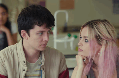 Xem phim Sex Education, tôi nhận ra lý do mình hay bị bàn tán sau lưng: Nhiều bạn trẻ mắc lỗi sai này!