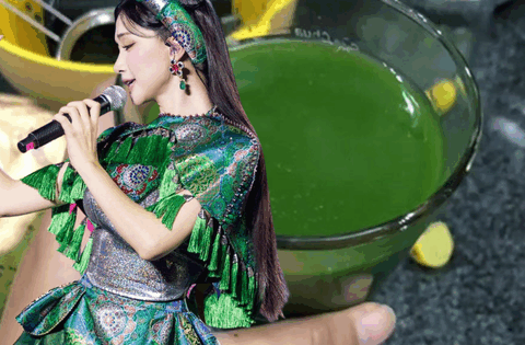 Tôi học Hòa Minzy uống 1 loại nước dân dã mong ngăn rối loạn nội tiết sau sinh, 1 tháng sau nhận ngay kết quả