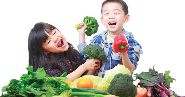 Trẻ dễ ốm khi đi nhà trẻ: Làm sao để tăng sức đề kháng đúng cách?