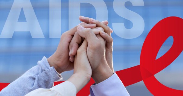 Cha mẹ – Người quan trọng đồng hành với trẻ nhiễm HIV ở tuổi dậy thì