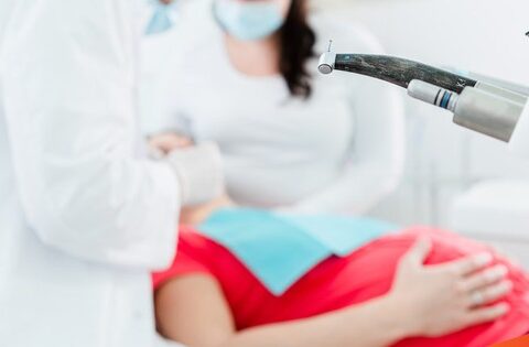 Sức khỏe răng miệng thai kỳ và những điều mẹ bầu cần biết