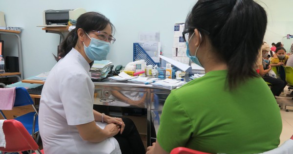 Giáo dục sức khỏe sinh sản cho trẻ nhiễm HIV – Đừng để các em lớn lên trong im lặng