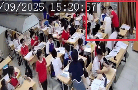 Học sinh lớp 7 tại Hà Nội giật tóc, xô ngã giáo viên khi bị thu đồ chơi