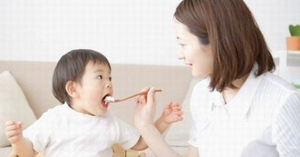 Chế độ ăn cho trẻ bị tiêu chảy, nhiễm khuẩn: Cha mẹ cần biết