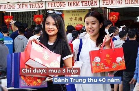 [CLIP] Thức từ 5 giờ sáng, xếp hàng 3 tiếng vẫn không kịp xếp hàng mua bánh Trung thu Phương Diêm Thuận tại TP.HCM
