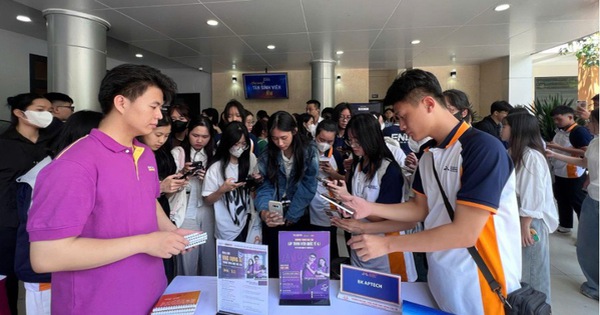 Gen Z Thời A.I: Chọn đúng đường đi – Làm chủ công nghệ