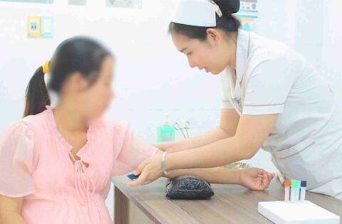 Tầm soát dị tật thai nhi: Những xét nghiệm mẹ bầu không nên bỏ qua