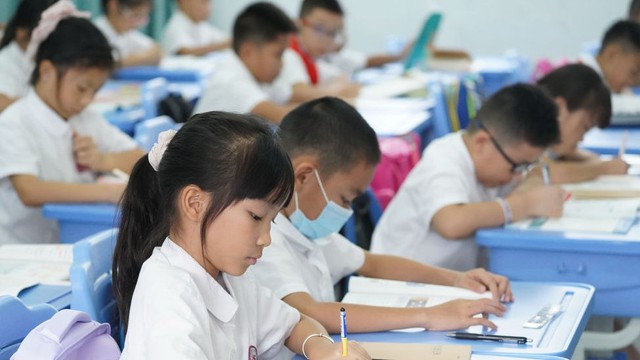 4 kiểu học sinh mà giáo viên đặc biệt yêu thích, không liên quan đến thành tích: Con bạn có trong số này không?- Ảnh 1.