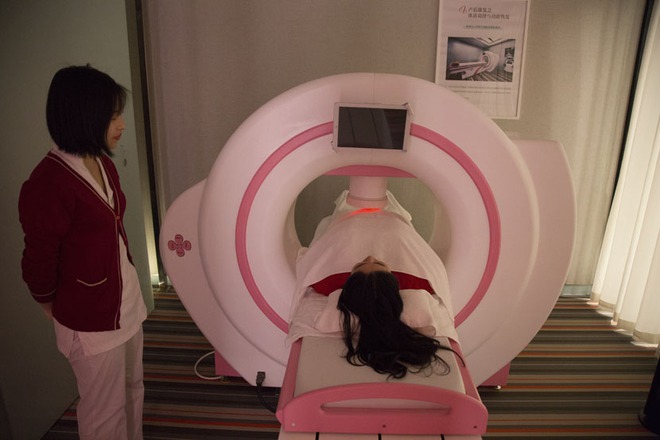 Rút ví trả 1,3 tỷ để tha hồ được ngủ bù, gội đầu và massage sau sinh: Chuẩn giàu mới của các mom châu Á- Ảnh 5.