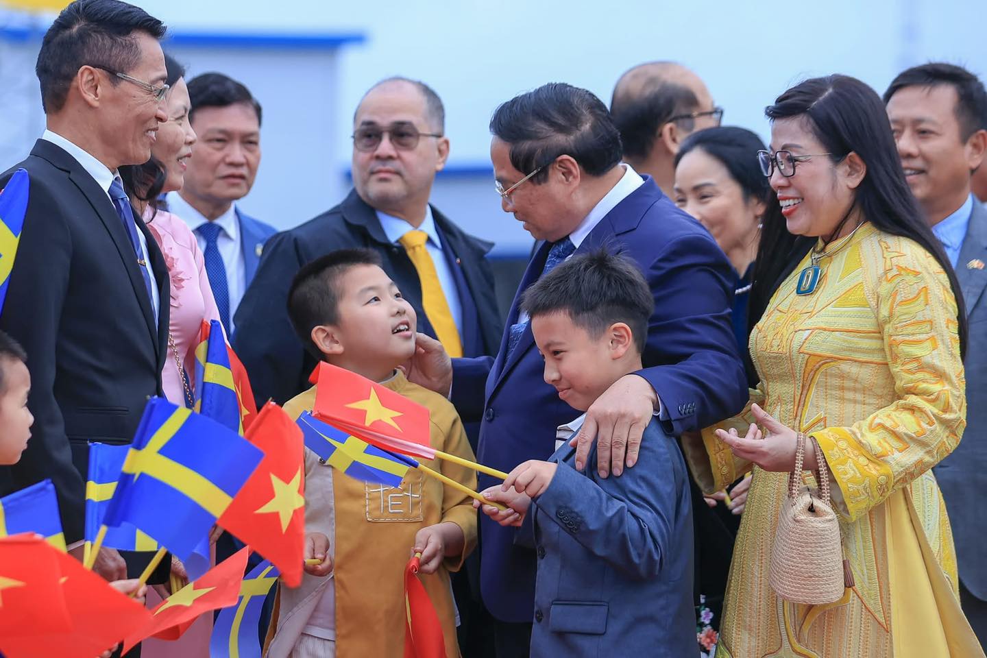 Cách chọn trang phục và túi xách tinh tế, 