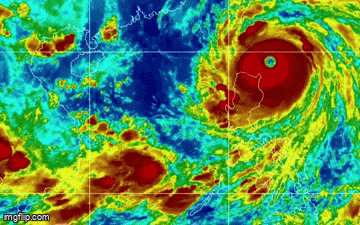 Tin mới nhất về siêu bão Ragasa: Hướng di chuyển phức tạp, mạnh cực đại cấp 17, vào Biển Đông tối nay 22/9- Ảnh 2.