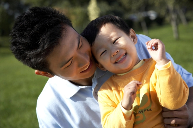 Cha có 3 đặc điểm này, con lớn lên bị ảnh hưởng đến tính cách: Không phải mê tín mà là thực tế cuộc sống- Ảnh 1.