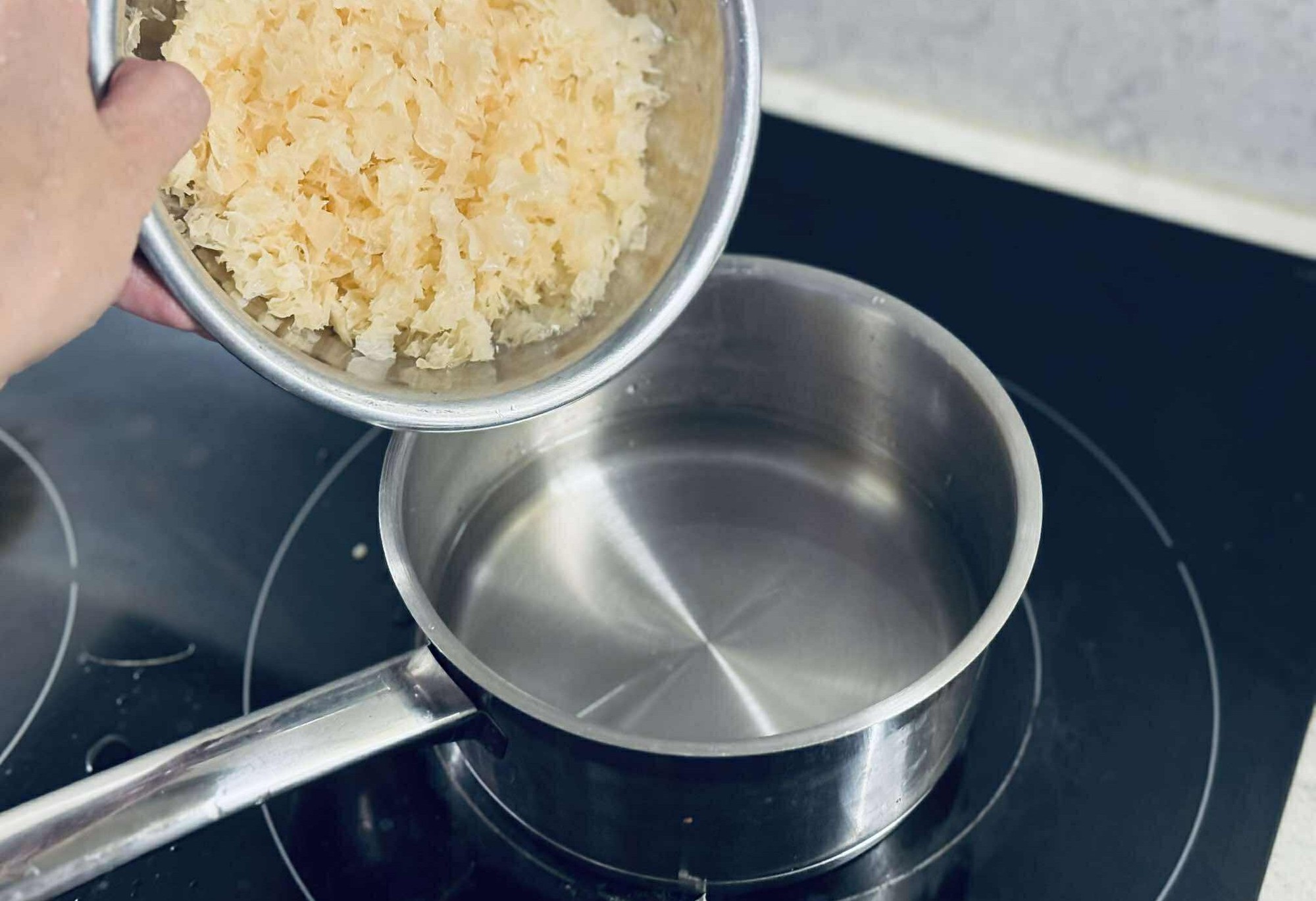 Món ăn cấp ẩm giúp da mịn đẹp còn hơn 