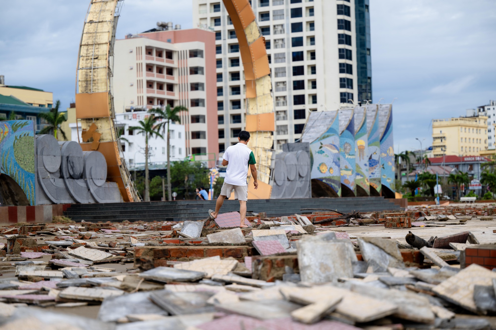 Nhìn Nghệ An sau bão mà muốn khóc!- Ảnh 2.