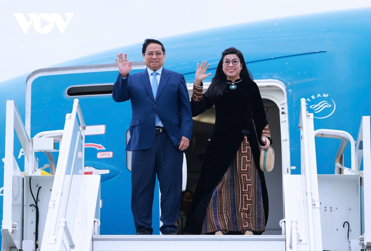 Cách chọn trang phục và túi xách tinh tế, 