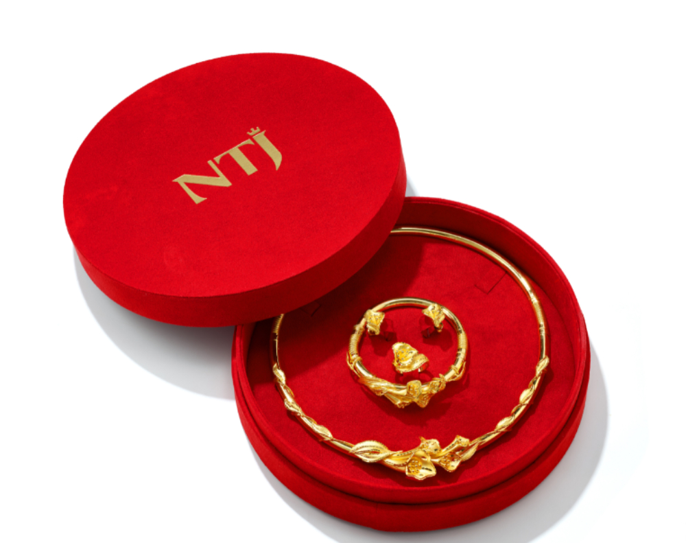 vang-bac-da-quy-ngoc-tham