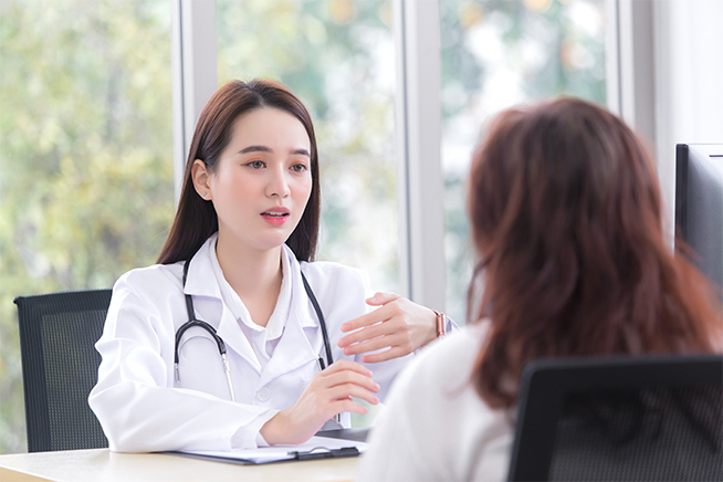 Thật bất ngờ, mãn kinh có thể làm thay đổi giọng nói của phụ nữ- Ảnh 3.