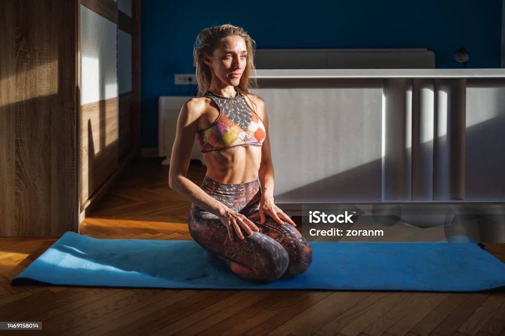 Thử ngay: Ngồi thế này 10 phút mỗi ngày, gan thận khỏe lên trông thấy- Ảnh 3.