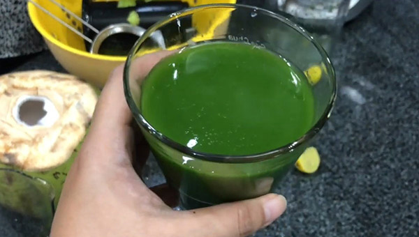 Tôi học Hòa Minzy uống 1 loại nước dân dã mong ngăn rối loạn nội tiết sau sinh, 1 tháng sau nhận ngay kết quả- Ảnh 3.