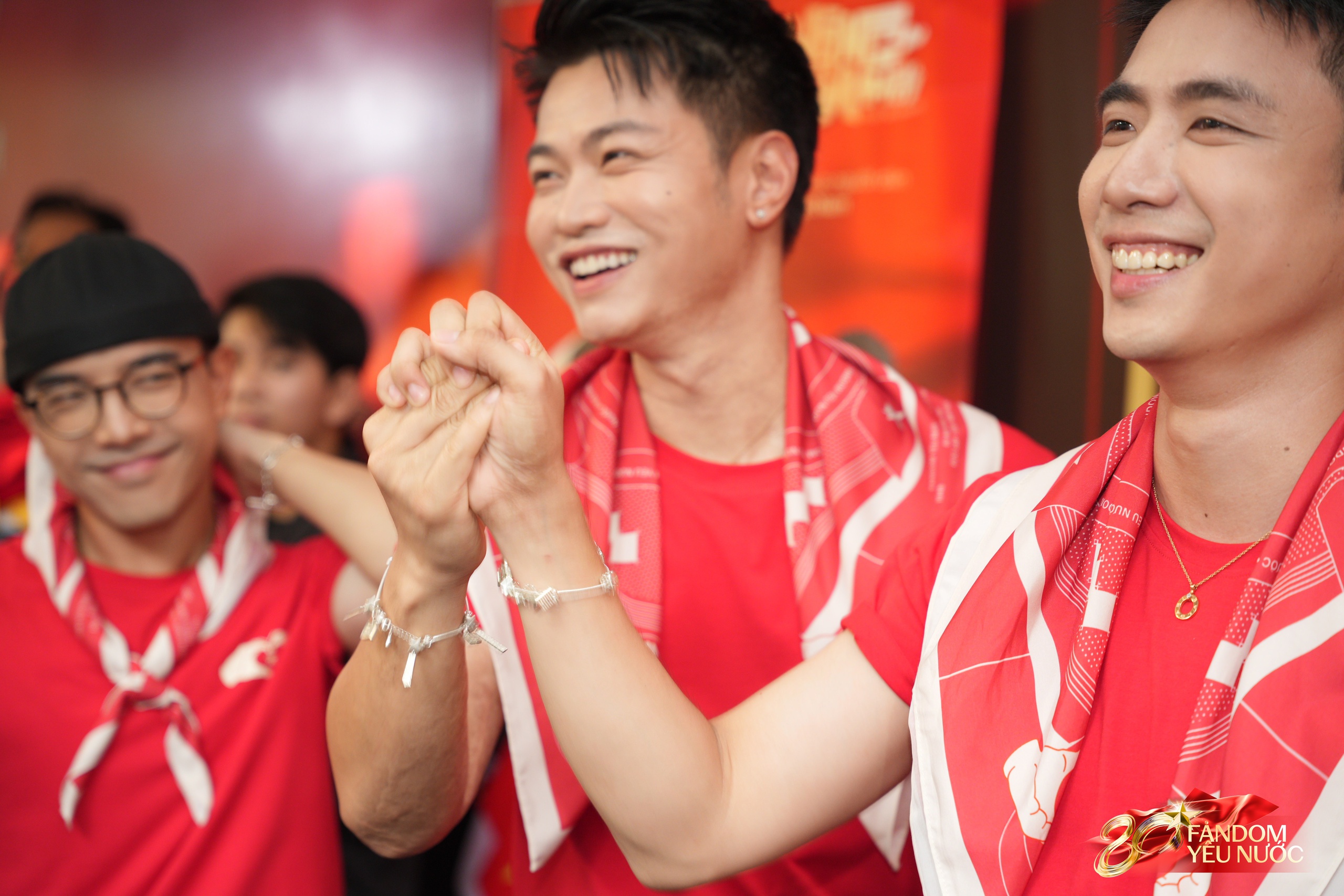 Hương Giang - Hưng Nguyễn gây náo loạn Trạm khách A80, dàn nam thần Tân Binh Toàn Năng khoe visual 