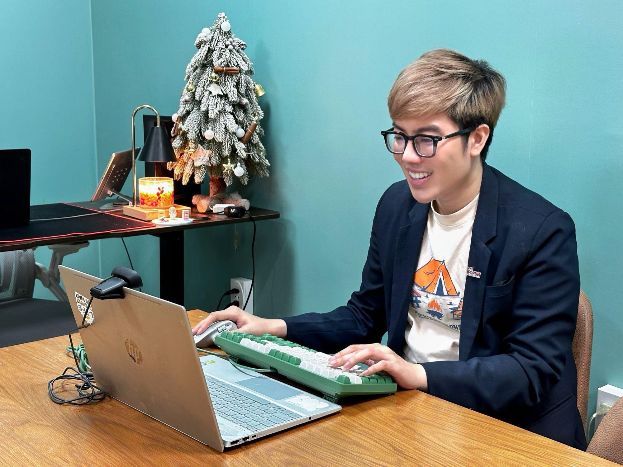 AI và mô hình ‘University Lecture’: Làn sóng mới trong ngành giáo dục trực tuyến- Ảnh 2.