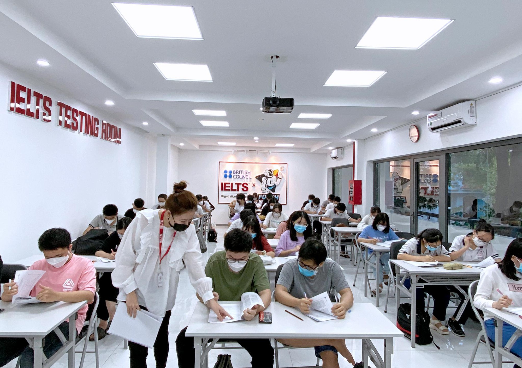 AI và mô hình ‘University Lecture’: Làn sóng mới trong ngành giáo dục trực tuyến- Ảnh 3.