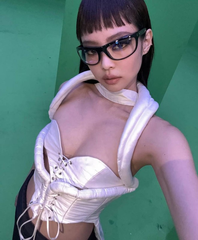 Vừa chia tay Gentle Monster, Jennie lộ diện ngầu đét tại event Ray-Ban- Ảnh 16.