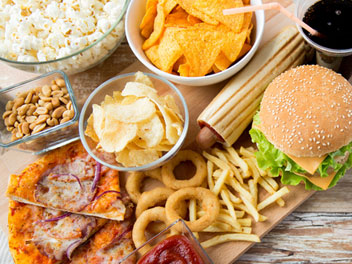 Dinh dưỡng phù hợp cho phụ nữ tuổi mãn kinh- Ảnh 3.