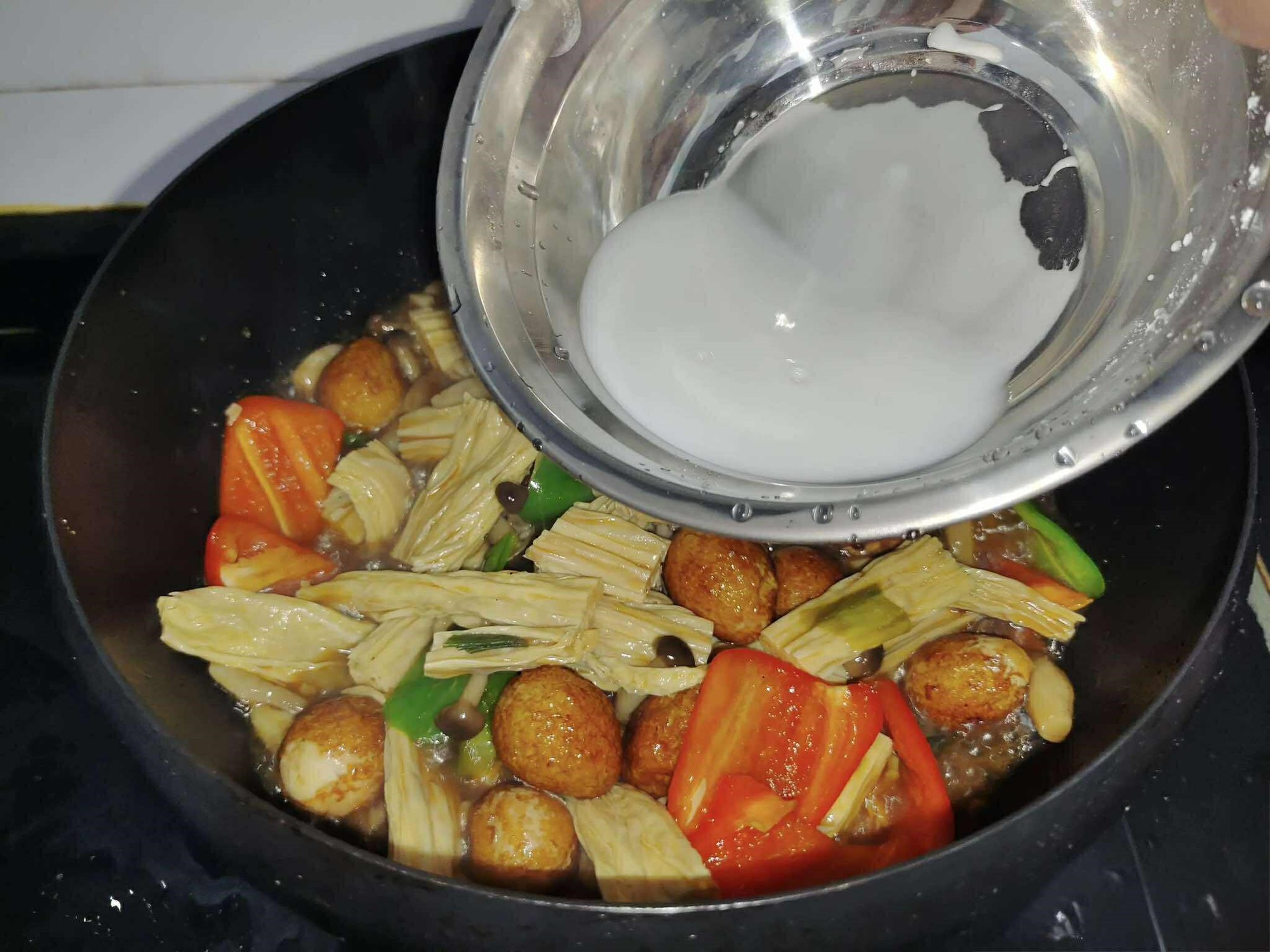 Với 3 nguyên liệu cực rẻ bạn dễ dàng nấu được món kho siêu ngon khiến cả nhà reo lên thích thú- Ảnh 8.