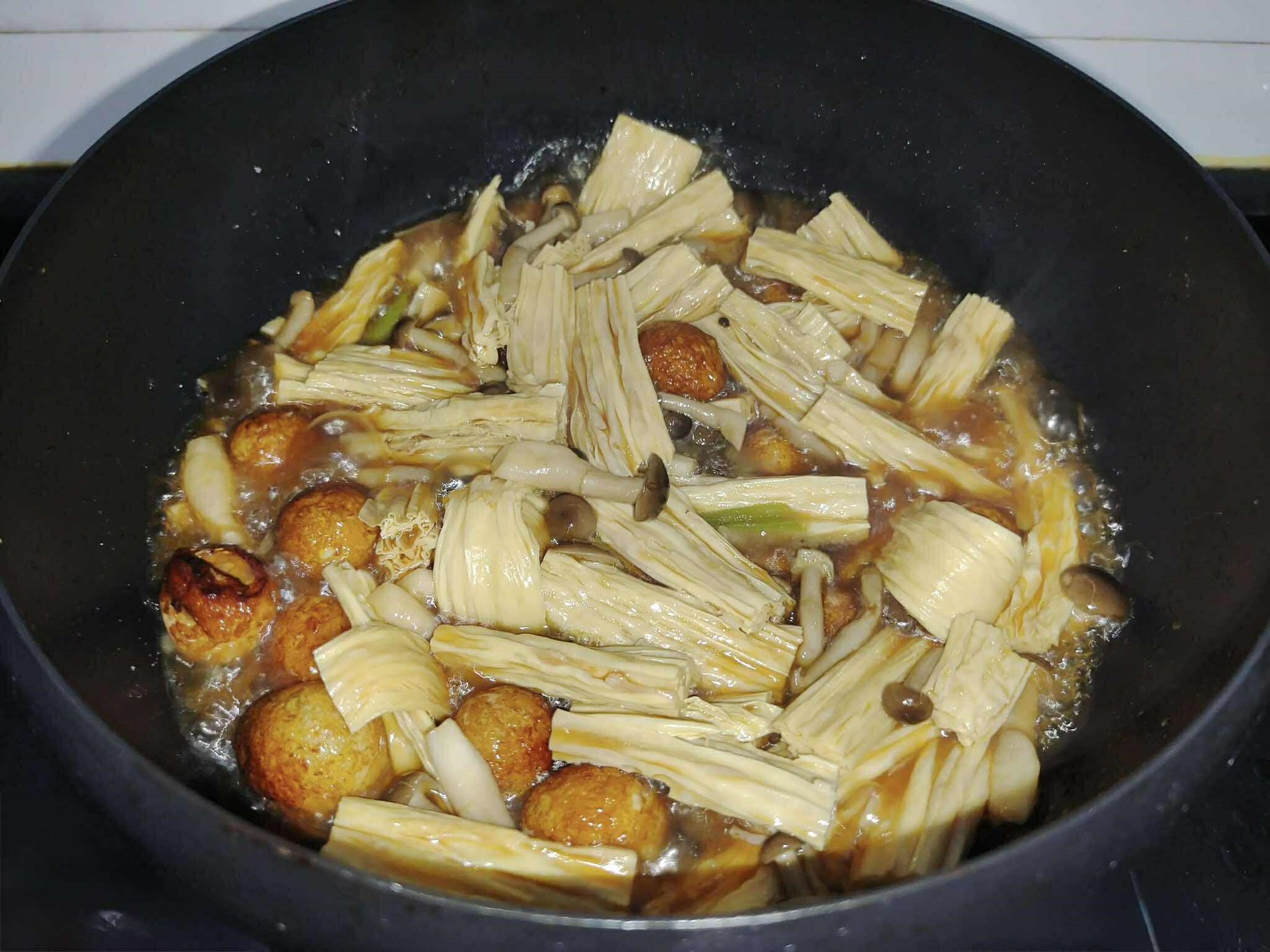 Với 3 nguyên liệu cực rẻ bạn dễ dàng nấu được món kho siêu ngon khiến cả nhà reo lên thích thú- Ảnh 7.