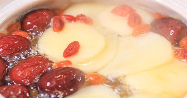 Nấu táo với thứ này tạo thành “thần dược giảm mỡ tự nhiên”: Vừa hết hôi miệng vừa quét bỏ mỡ bụng