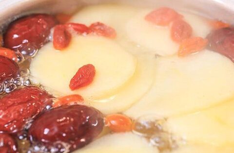 Nấu táo với thứ này tạo thành “thần dược giảm mỡ tự nhiên”: Vừa hết hôi miệng vừa quét bỏ mỡ bụng