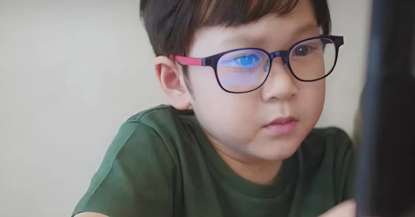 Nếu trẻ từ nhỏ đã có 3 biểu hiện sau thì phần lớn đều có tiềm năng trở thành học sinh giỏi!