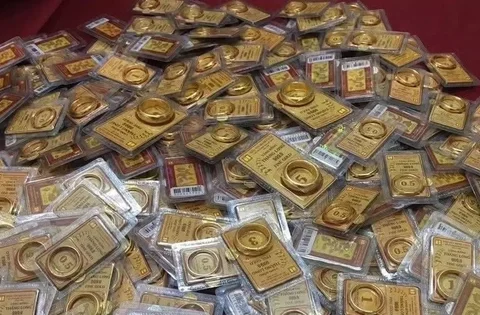 Giá vàng ‘chợ đen’ lên tới 170 triệu đồng/lượng