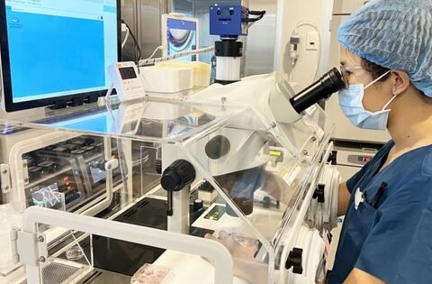 Bước ngoặt trong điều trị hiếm muộn không cần kích trứng