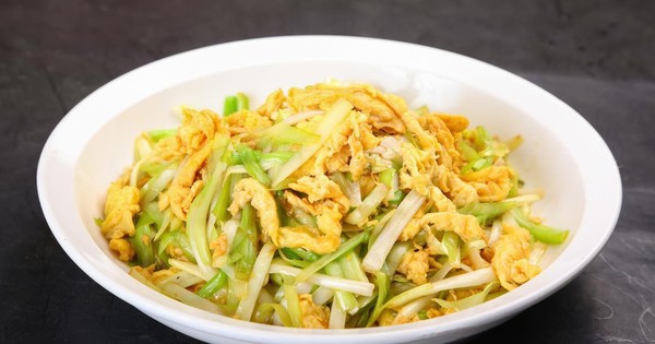 Từ hôm nay nên ăn loại rau này nhiều hơn để bổ dương khí, nhuận tràng và tăng miễn dịch: 3 món ngon dễ nấu