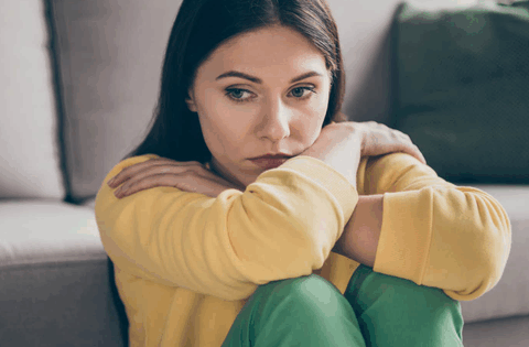 8 dấu hiệu tinh tế cho thấy bạn không chỉ căng thẳng, bạn còn hoàn toàn kiệt sức về mặt cảm xúc