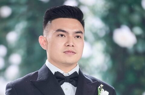 Tin nhắn Viết Vương gửi lúc 4h20p sáng