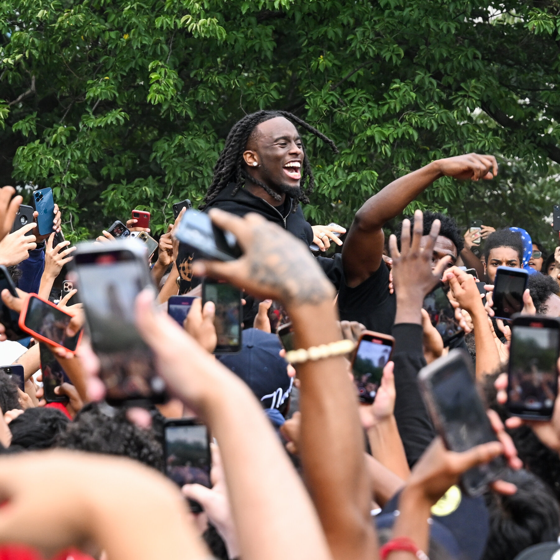 Kai Cenat - Streamer số 1 thế giới: Người khiến sao Hollywood đến tận nhà làm quen và Internet không thể ngừng xem- Ảnh 5.