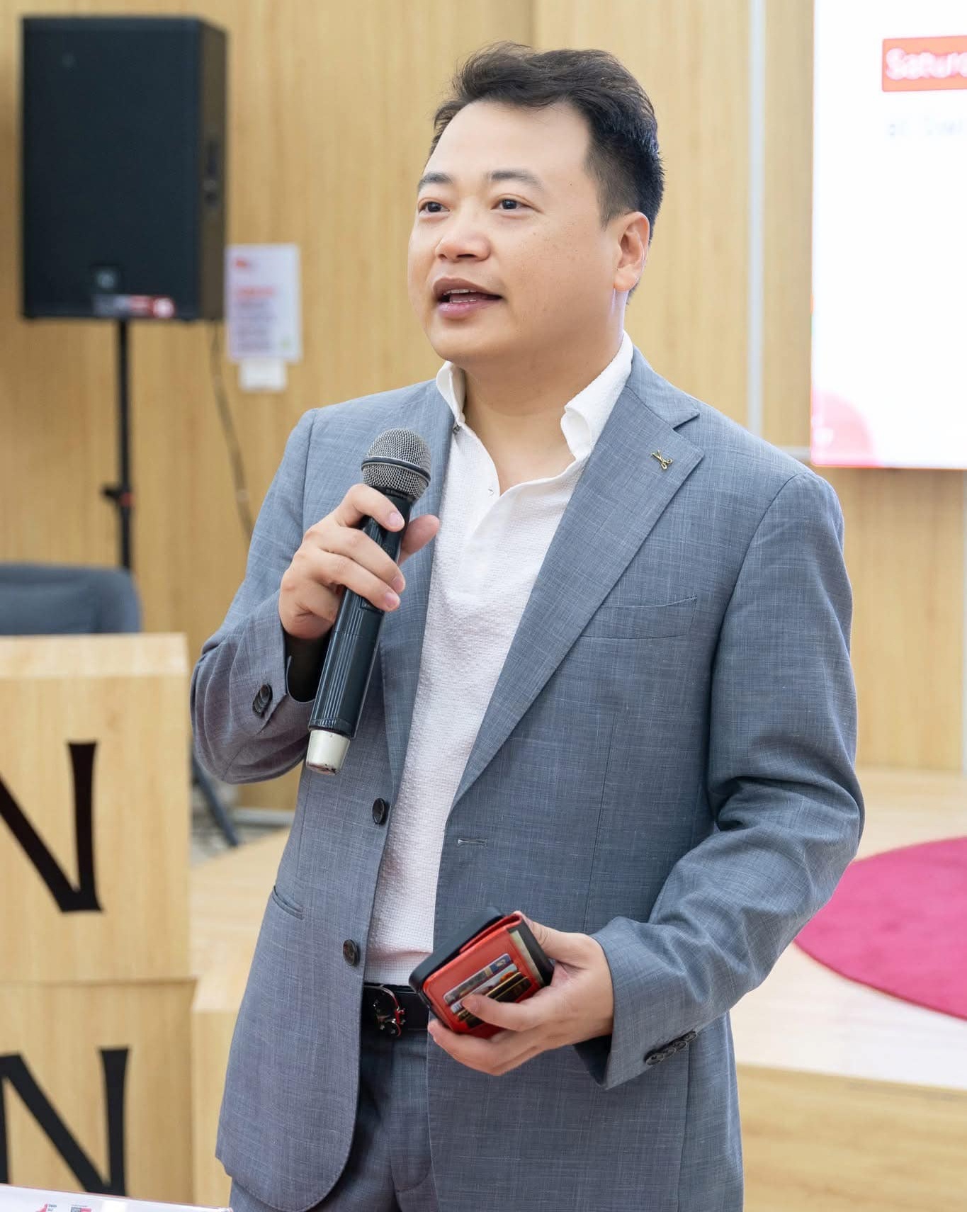 Toàn cảnh hệ sinh thái nghìn tỷ của Shark Nguyễn Hòa Bình trước khi bị bắt- Ảnh 1.