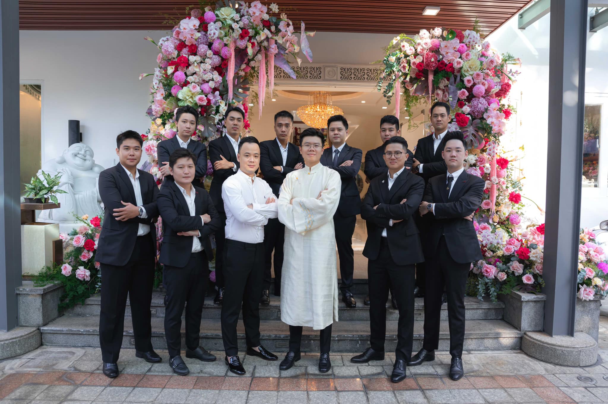 Hỷ sự 0 vàng của thiếu gia Phan Hoàng và ái nữ “tài phiệt”: Giật mình nhìn sang các đám cưới siêu giàu khác- Ảnh 5.