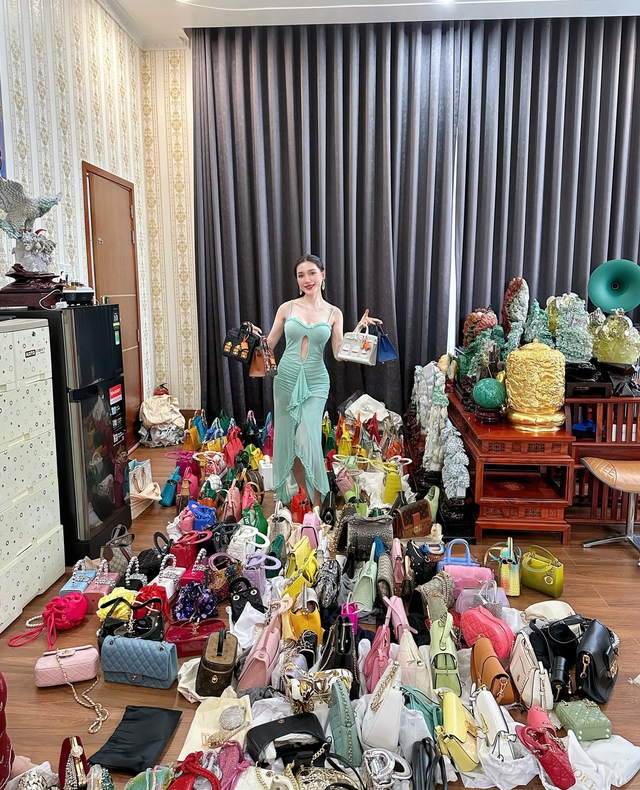 Sự thật về 40 chiếc túi Hermès trông 