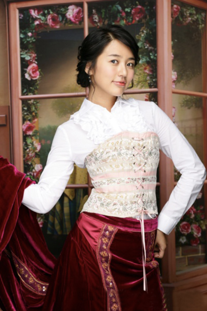 Giao diện tuổi 41 của thái tử phi đẹp nhất Hàn Quốc- Ảnh 2.