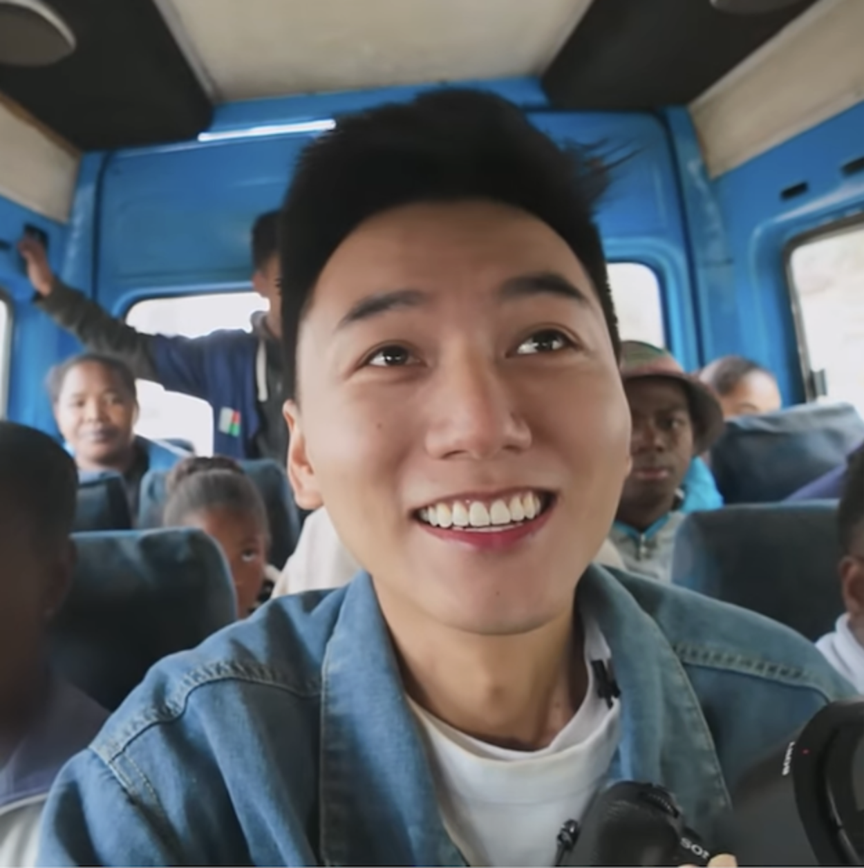 Khoai Lang Thang bị chèn ép- Ảnh 4.